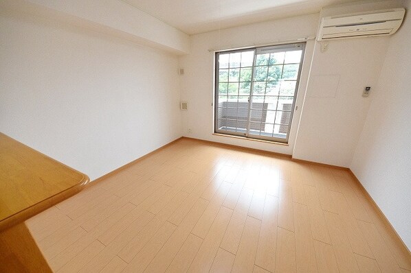 ローレルアイの物件内観写真